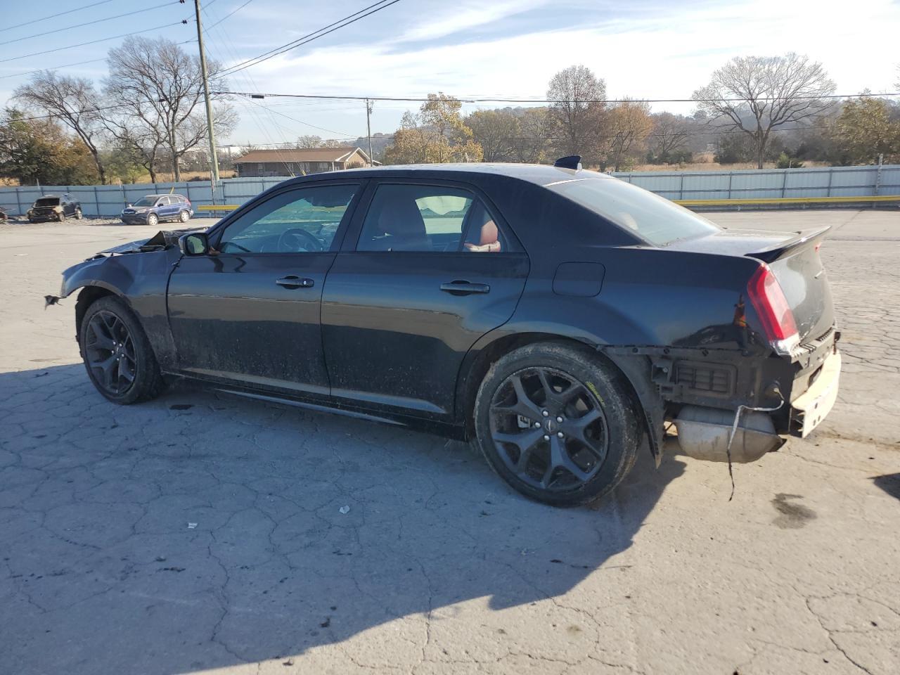 2021 Chrysler 300 S - zdjęcie 2