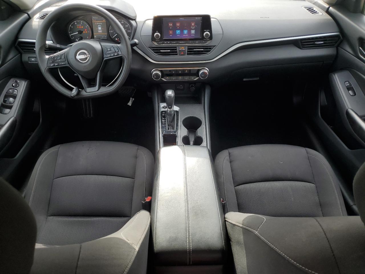 2023 Nissan Altima - zdjęcie 8