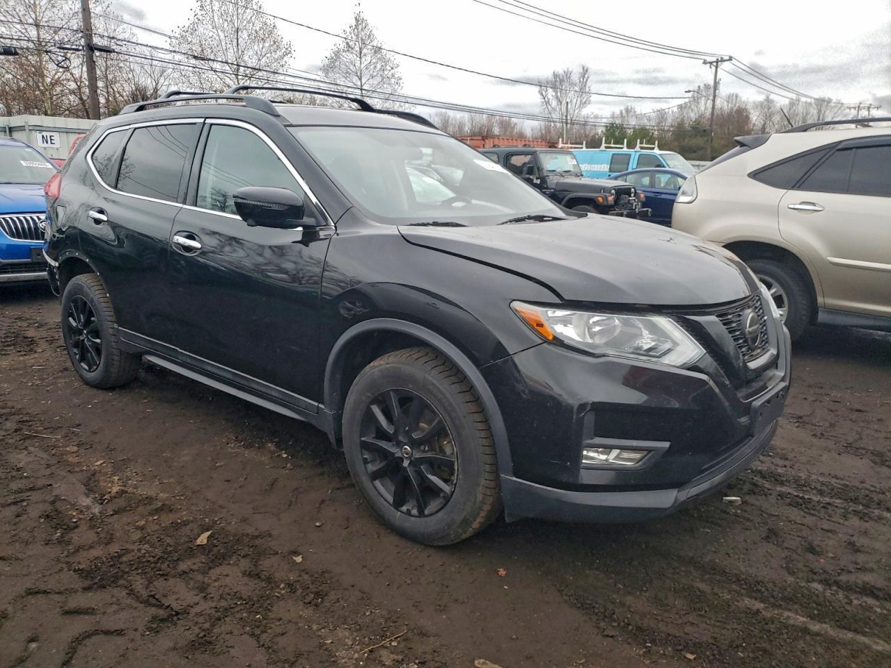 2018 Nissan Rogue - zdjęcie 4