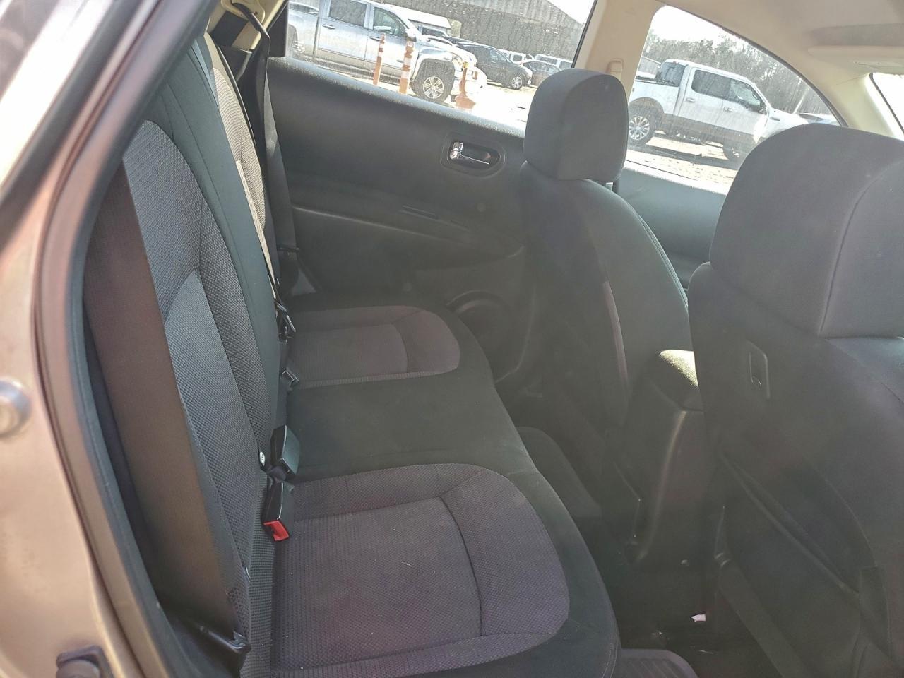 2013 Nissan Rogue - zdjęcie 10