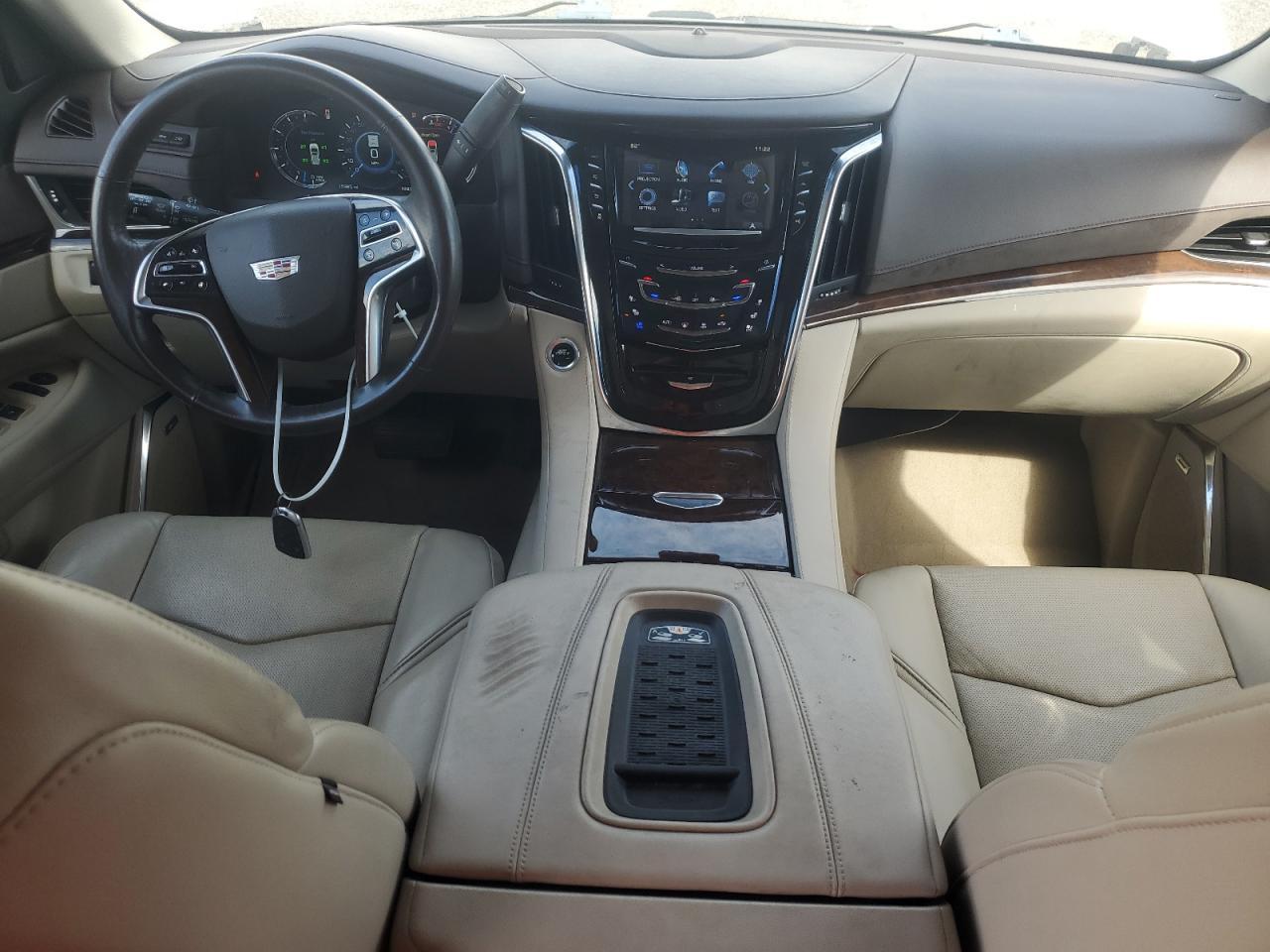 2017 Cadillac Escalade Premium Luxury - zdjęcie 8