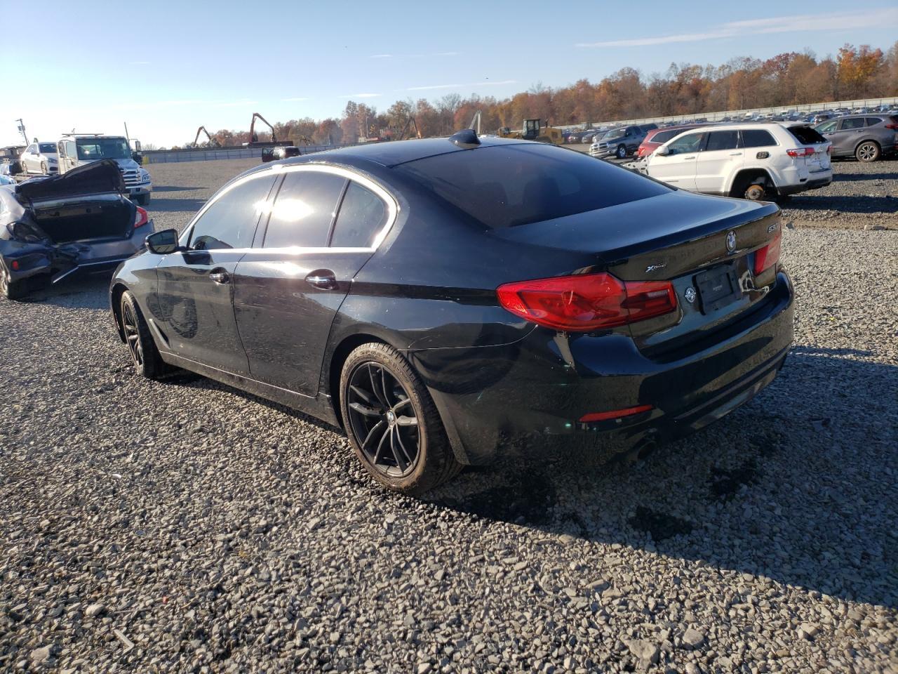 2018 BMW 530 Xi - zdjęcie 2