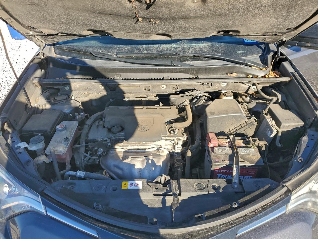 2017 Toyota Rav4 Le - zdjęcie 12