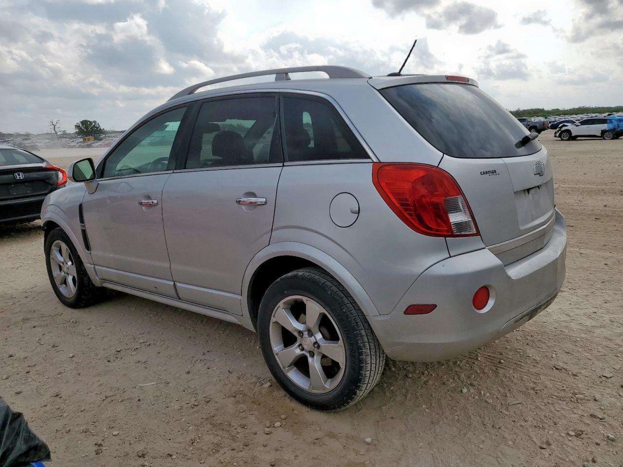 2014 Chevrolet Captiva - zdjęcie 2