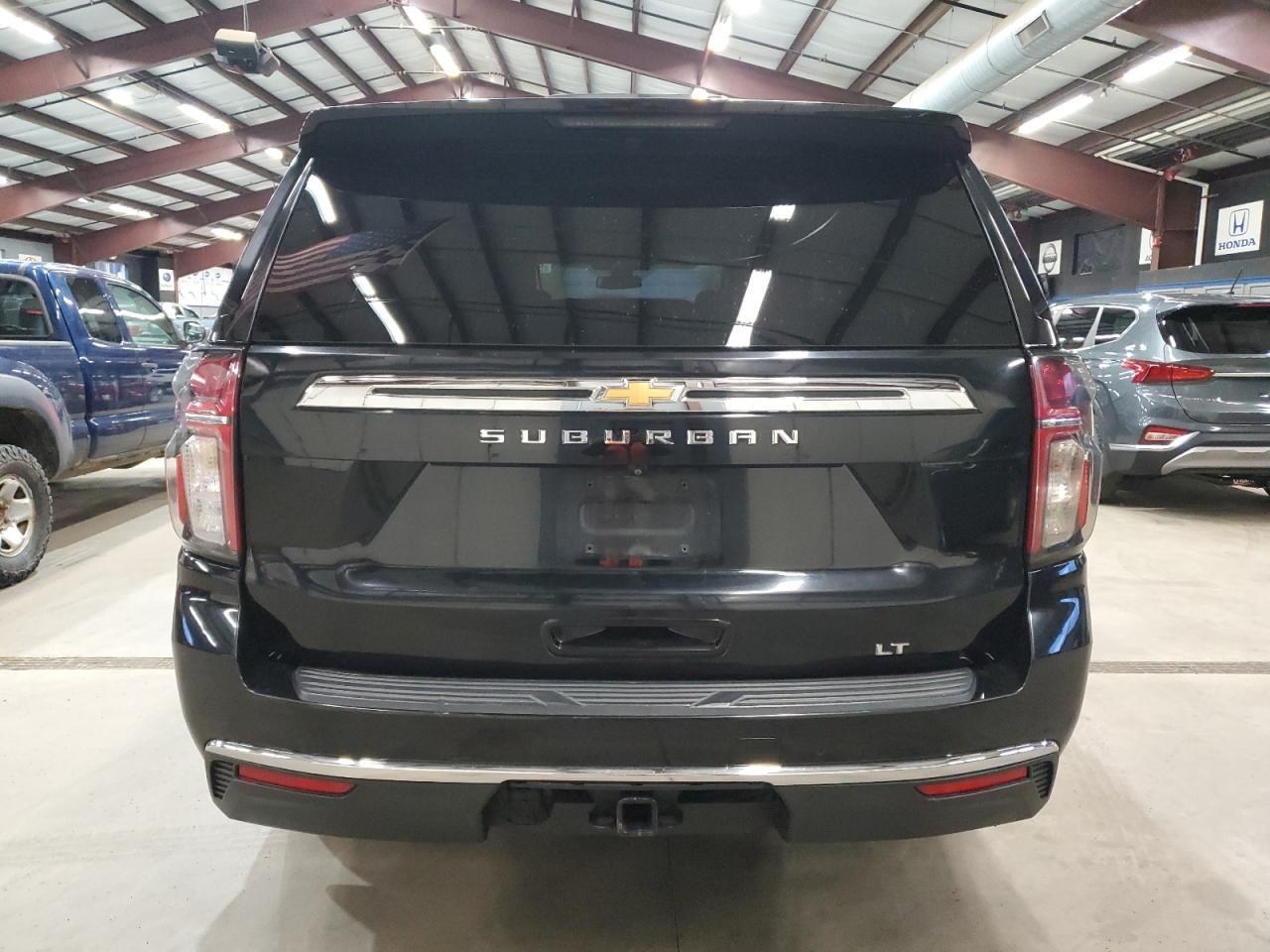2021 Chevrolet Suburban K1500 Lt - zdjęcie 6