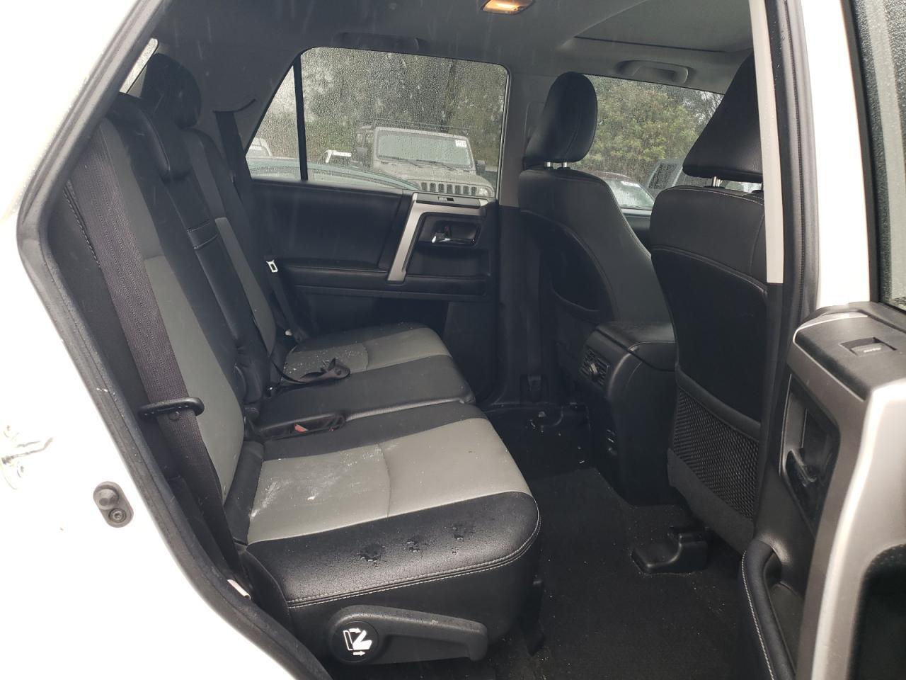 2019 Toyota 4Runner Sr5/Sr5 Premium - zdjęcie 10