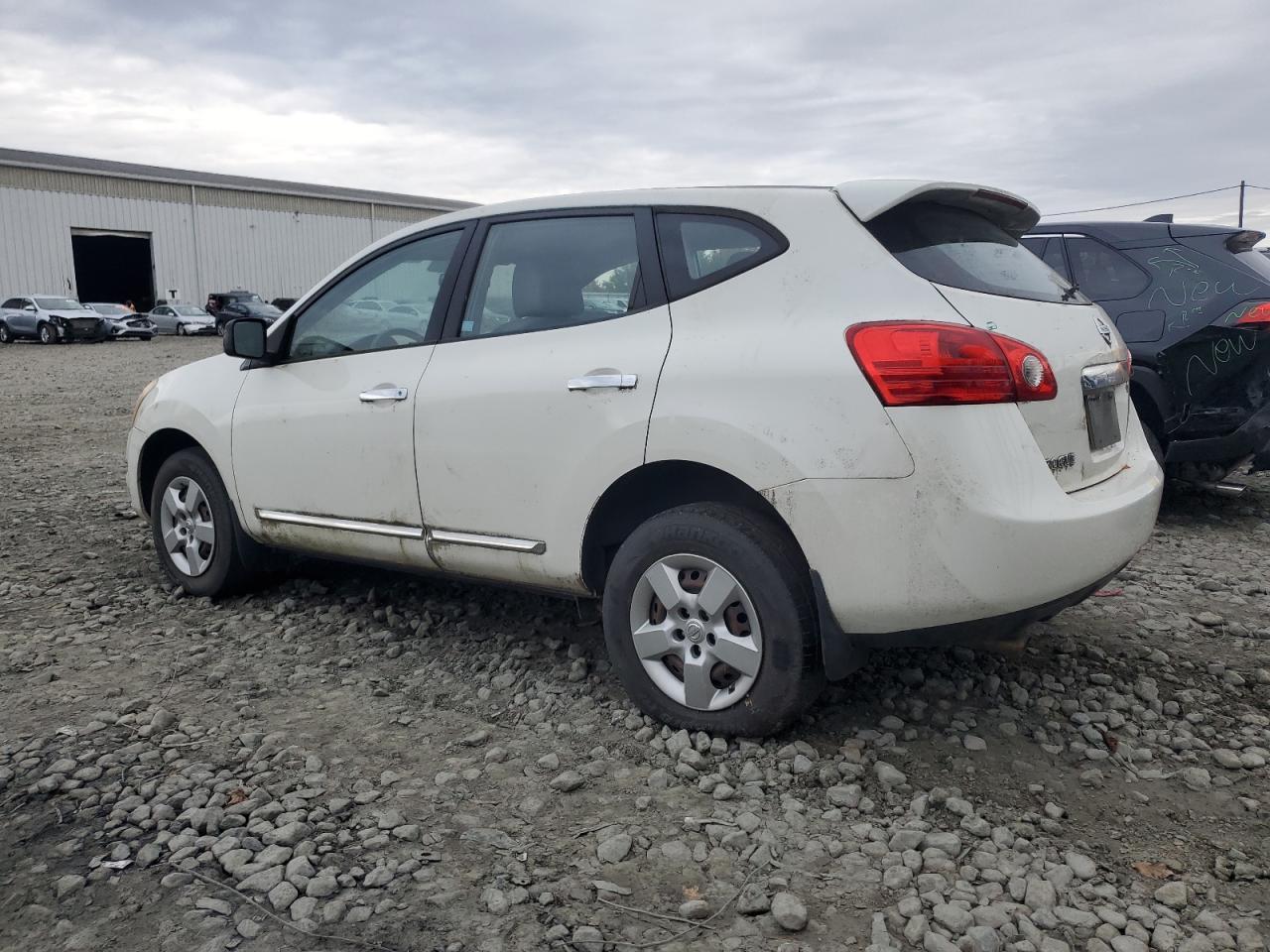 2013 Nissan Rogue S - zdjęcie 2