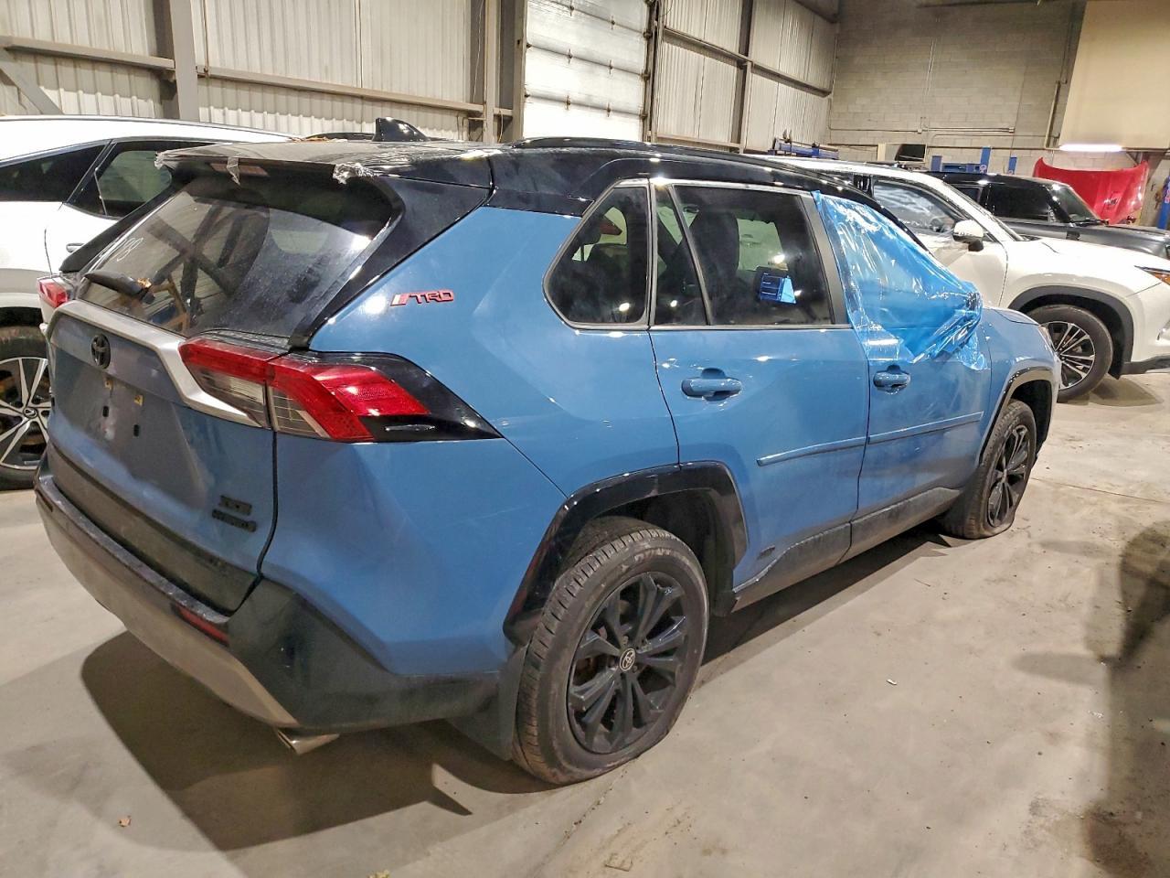 2022 Toyota RAV 4 - zdjęcie 3