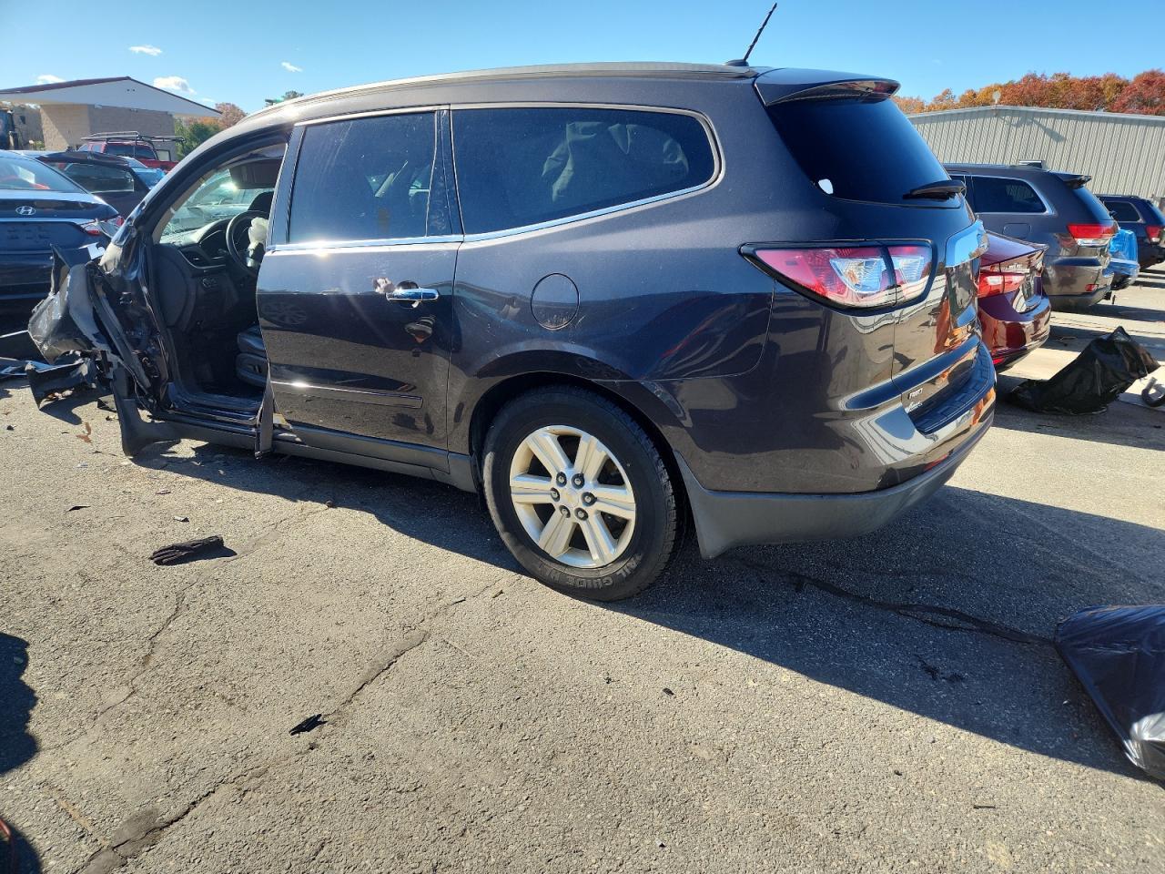 2014 Chevrolet Traverse - zdjęcie 2