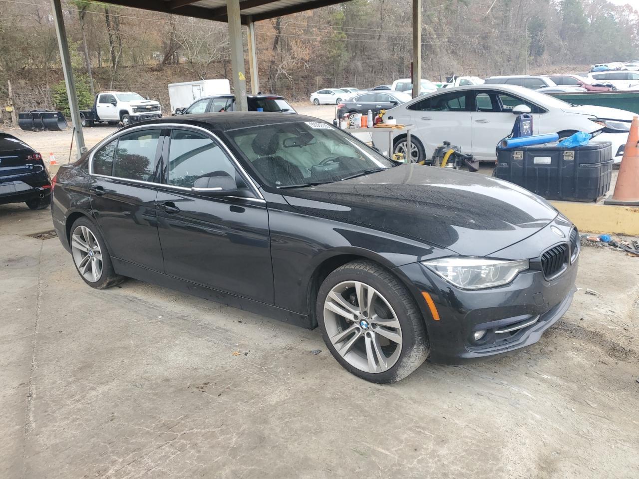 2018 BMW 330 I - zdjęcie 4