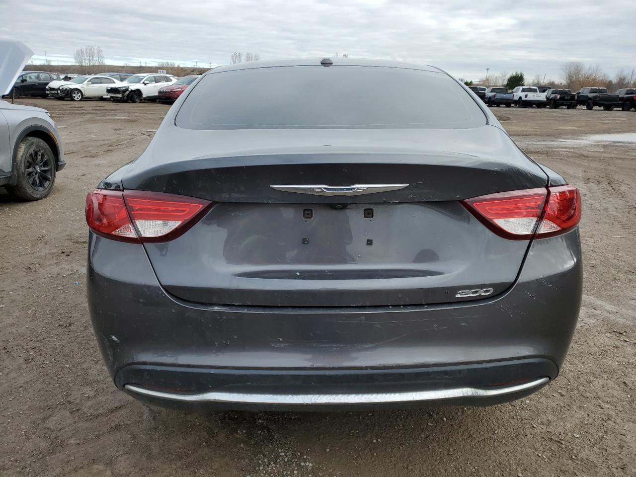 2015 Chrysler 200 - zdjęcie 6