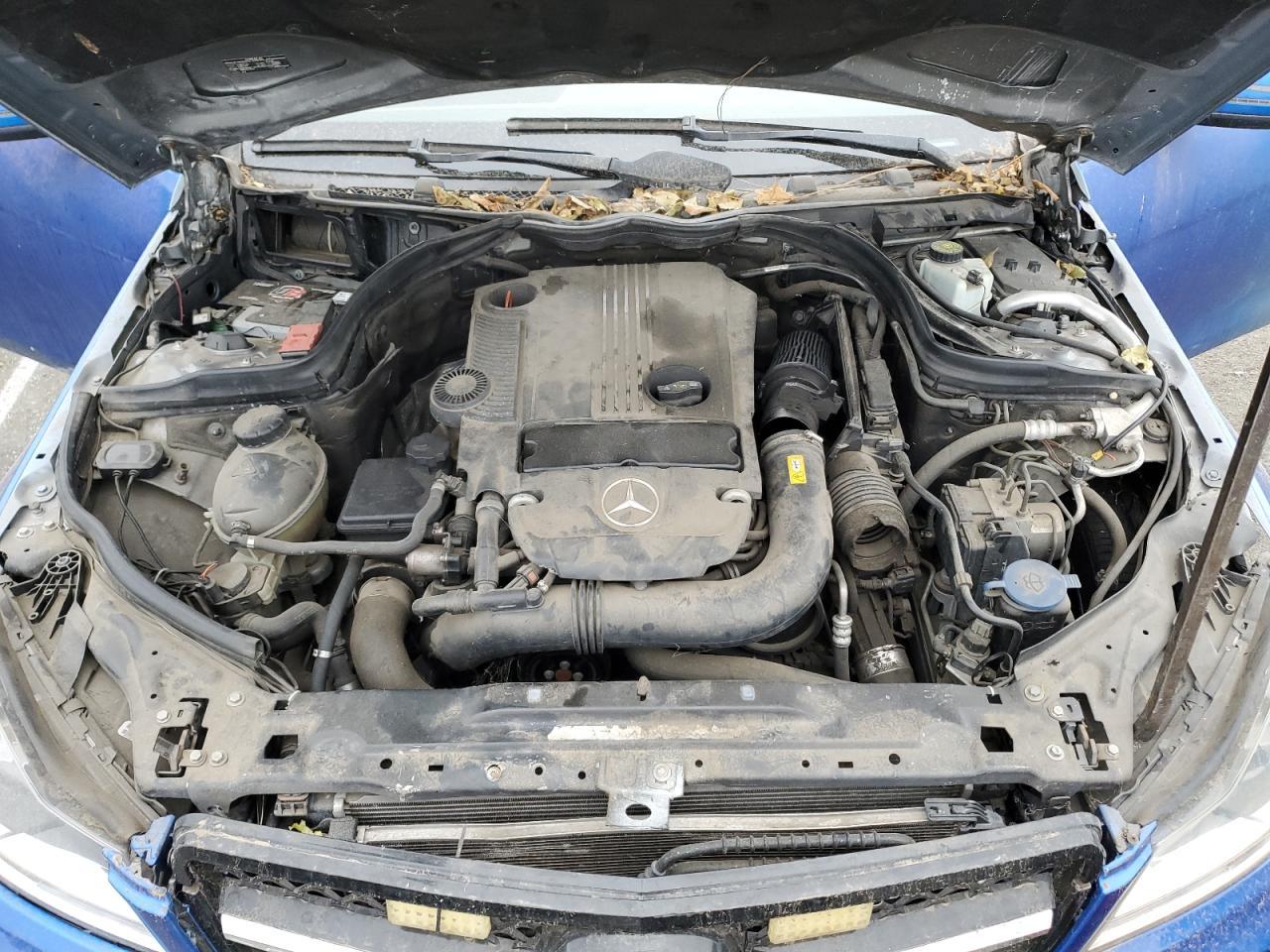 2013 Mercedes-Benz C 250 - zdjęcie 11