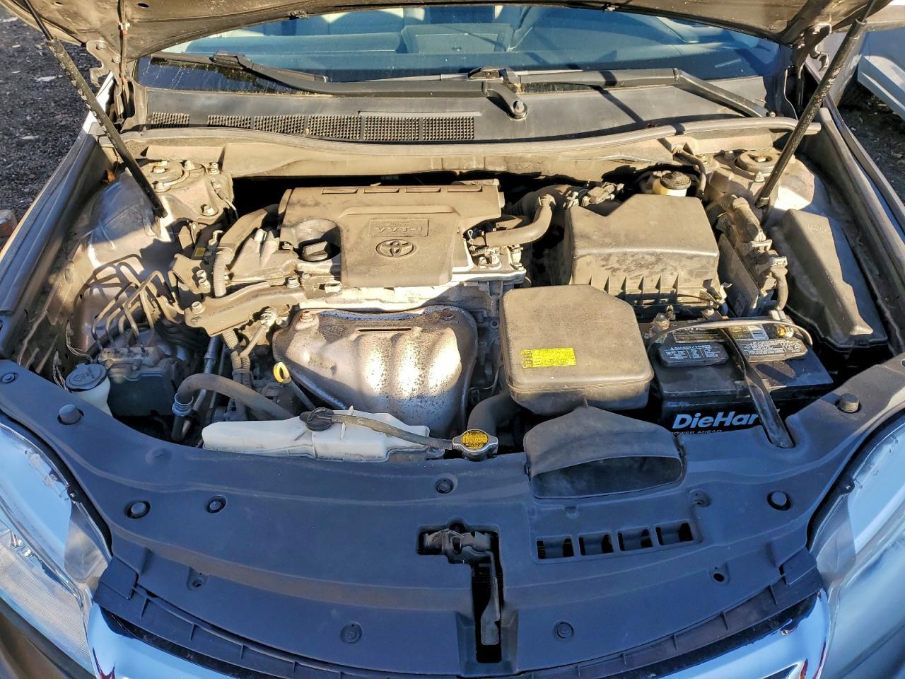 2015 Toyota Camry - zdjęcie 11