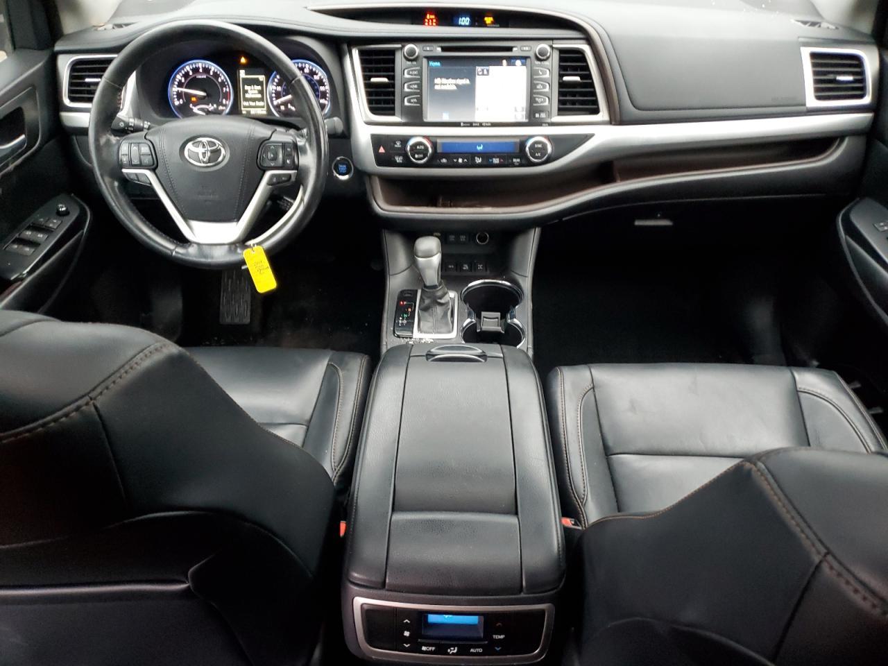 2017 Toyota Highlander - zdjęcie 8