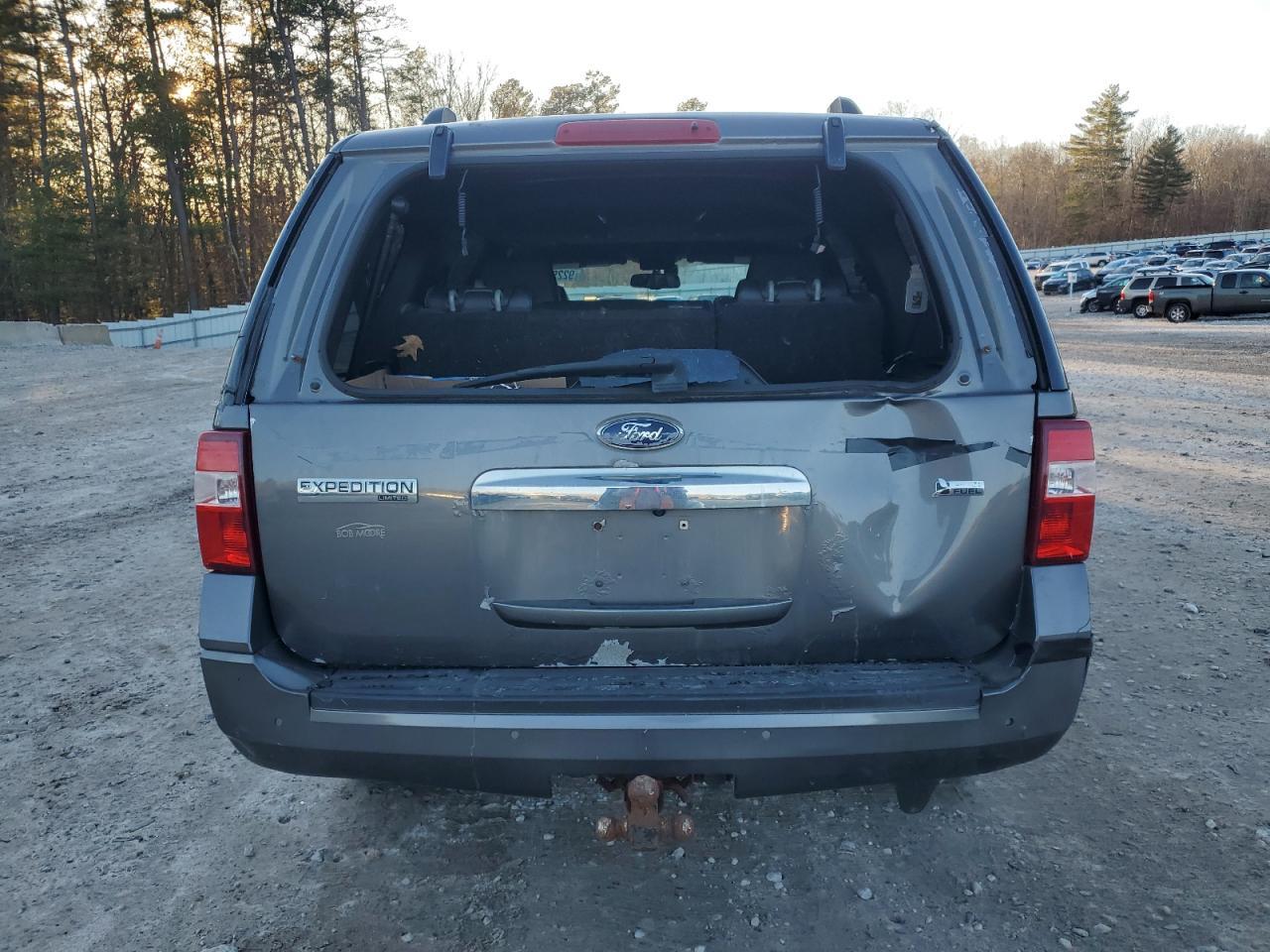 2014 Ford Expedition Limited - zdjęcie 6