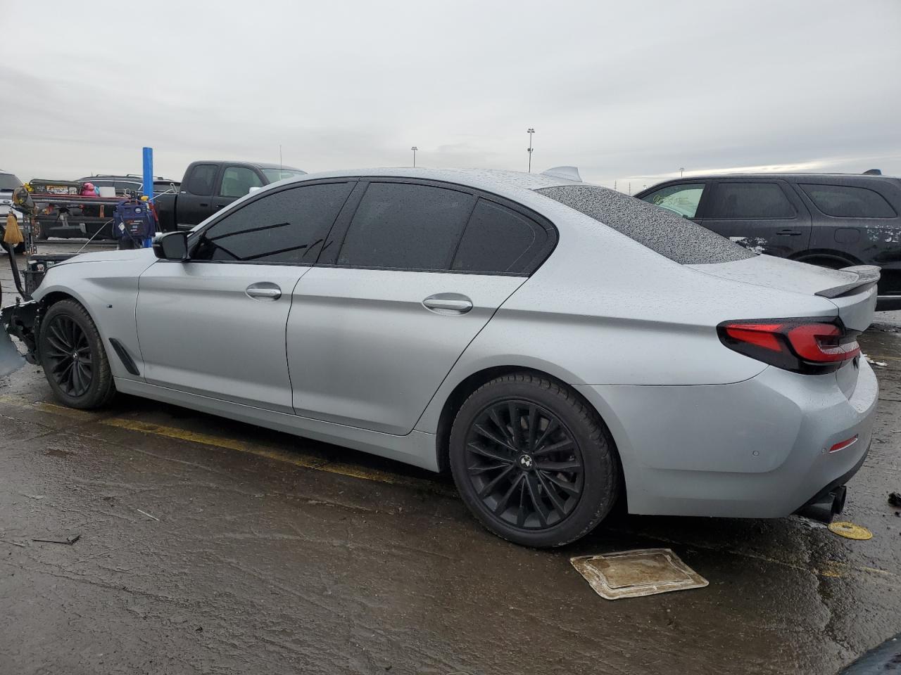 2021 BMW 530 Xi - zdjęcie 2