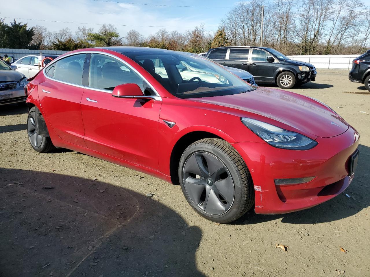 2018 Tesla Model 3 - zdjęcie 4