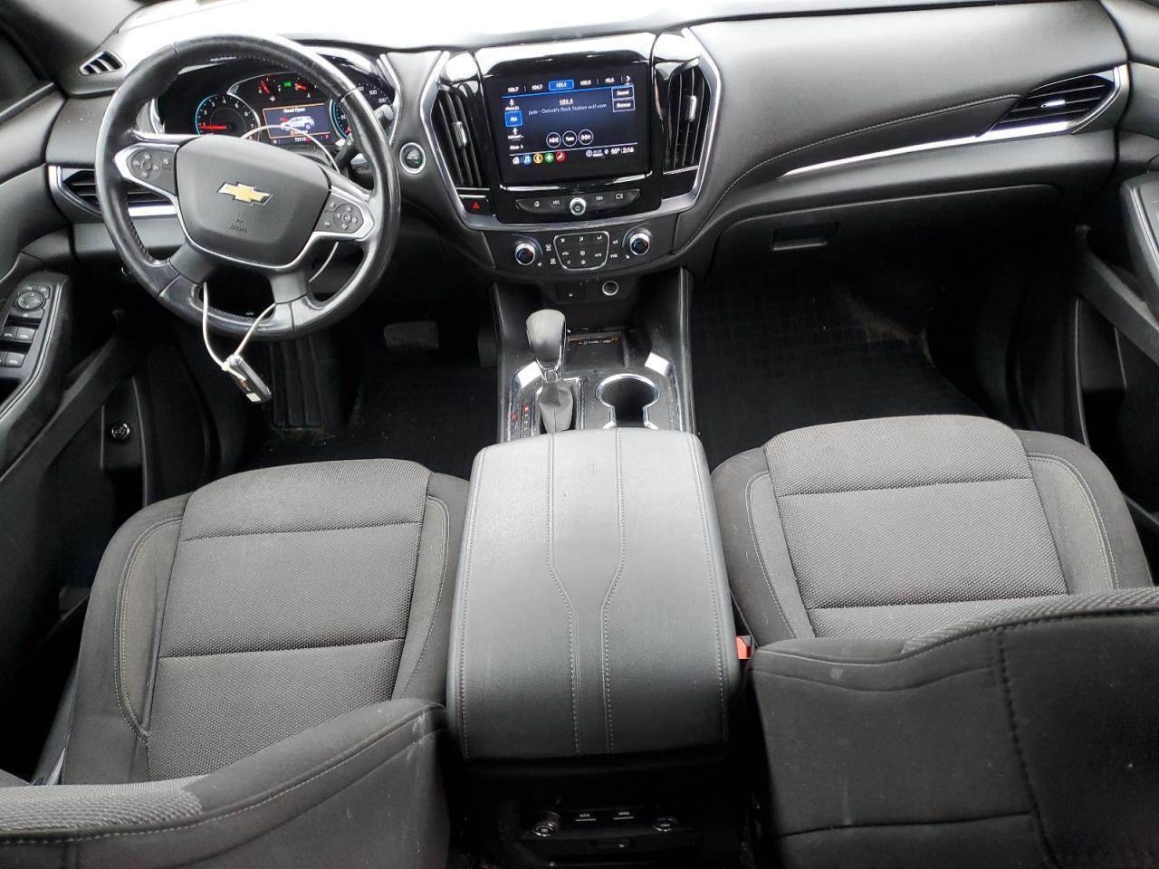 2022 Chevrolet Traverse Lt - zdjęcie 8