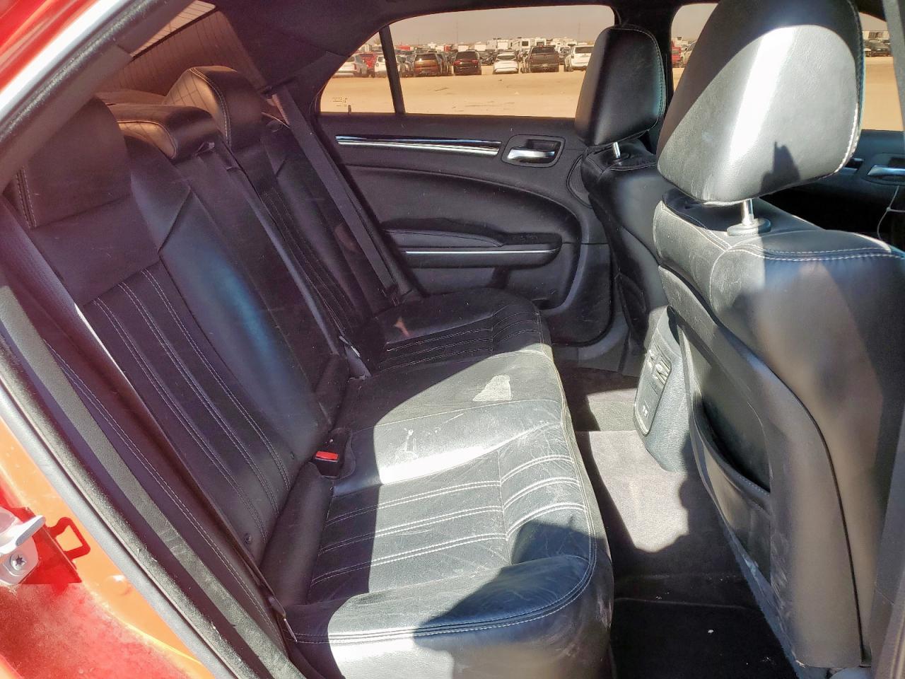 2017 Chrysler 300 S - zdjęcie 10