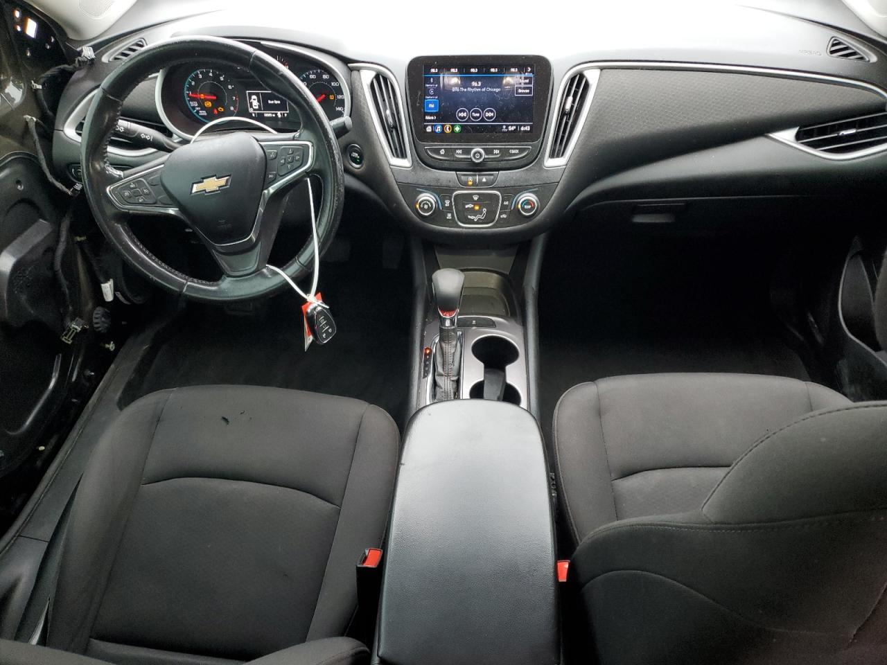 2021 Chevrolet Malibu Rs - zdjęcie 8