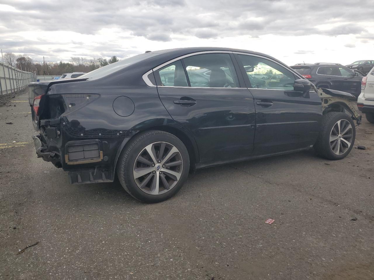 2015 Subaru Legacy - zdjęcie 3