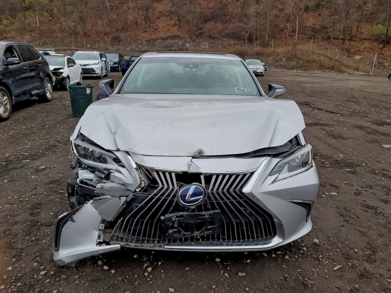 2020 Lexus ES - zdjęcie 5
