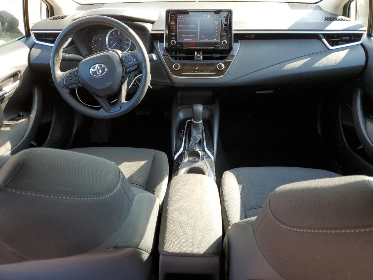 2021 Toyota Corolla Le - zdjęcie 8