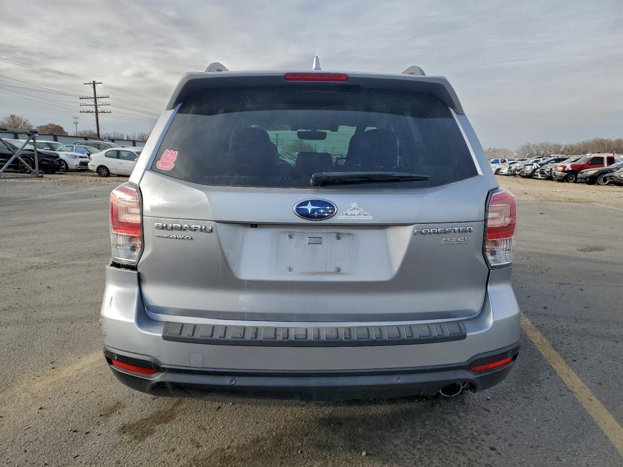 2017 Subaru Forester 2.5I Limited - zdjęcie 6