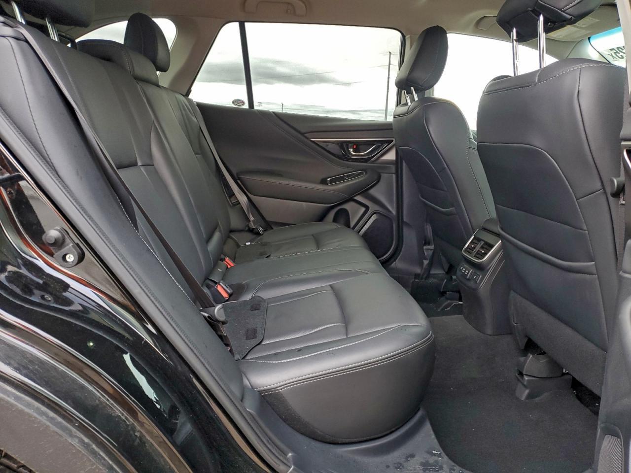 2022 Subaru Outback - zdjęcie 11