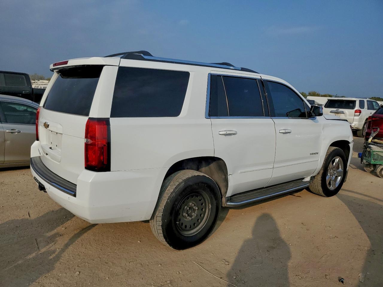 2018 Chevrolet Tahoe - zdjęcie 3
