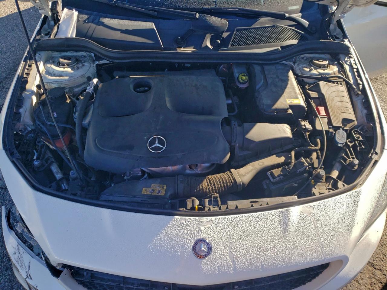 2015 Mercedes-Benz Klasa CLA - zdjęcie 11