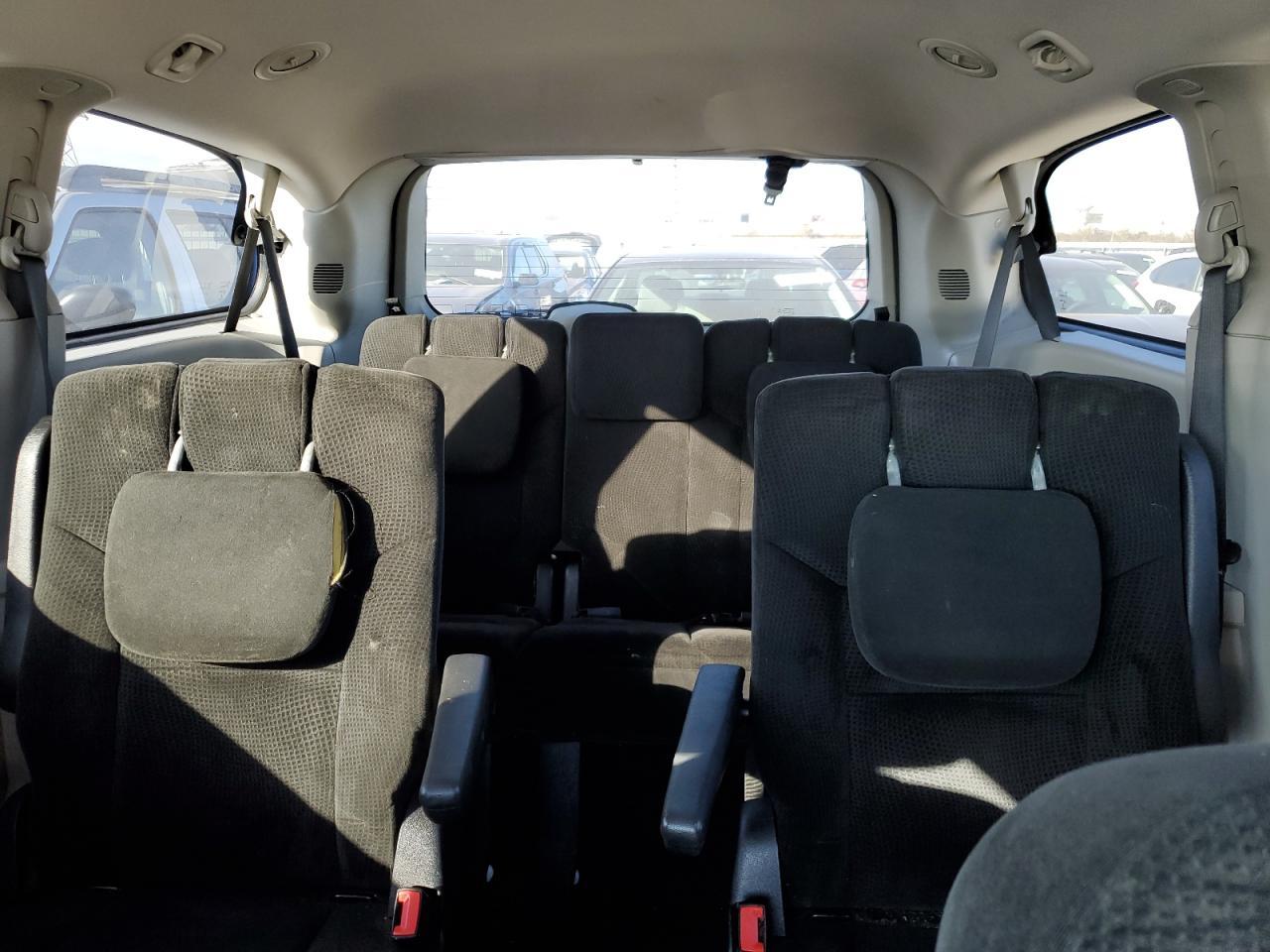 2016 Dodge Grand Caravan Se - zdjęcie 10