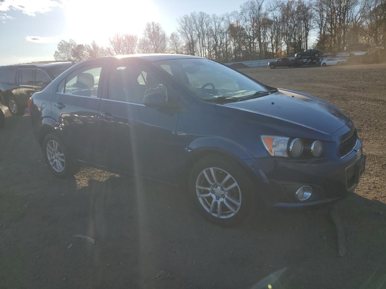 2013 Chevrolet Sonic - zdjęcie 4