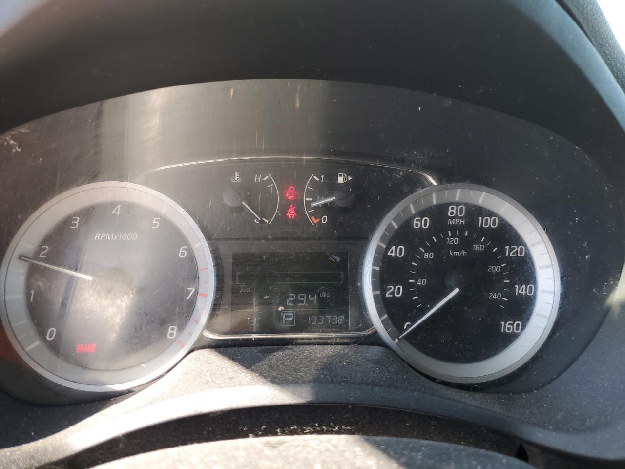 2014 Nissan Sentra S - zdjęcie 9