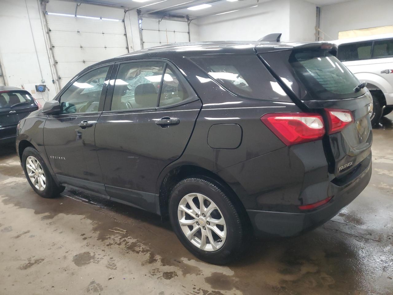 2019 Chevrolet Equinox Ls - zdjęcie 2
