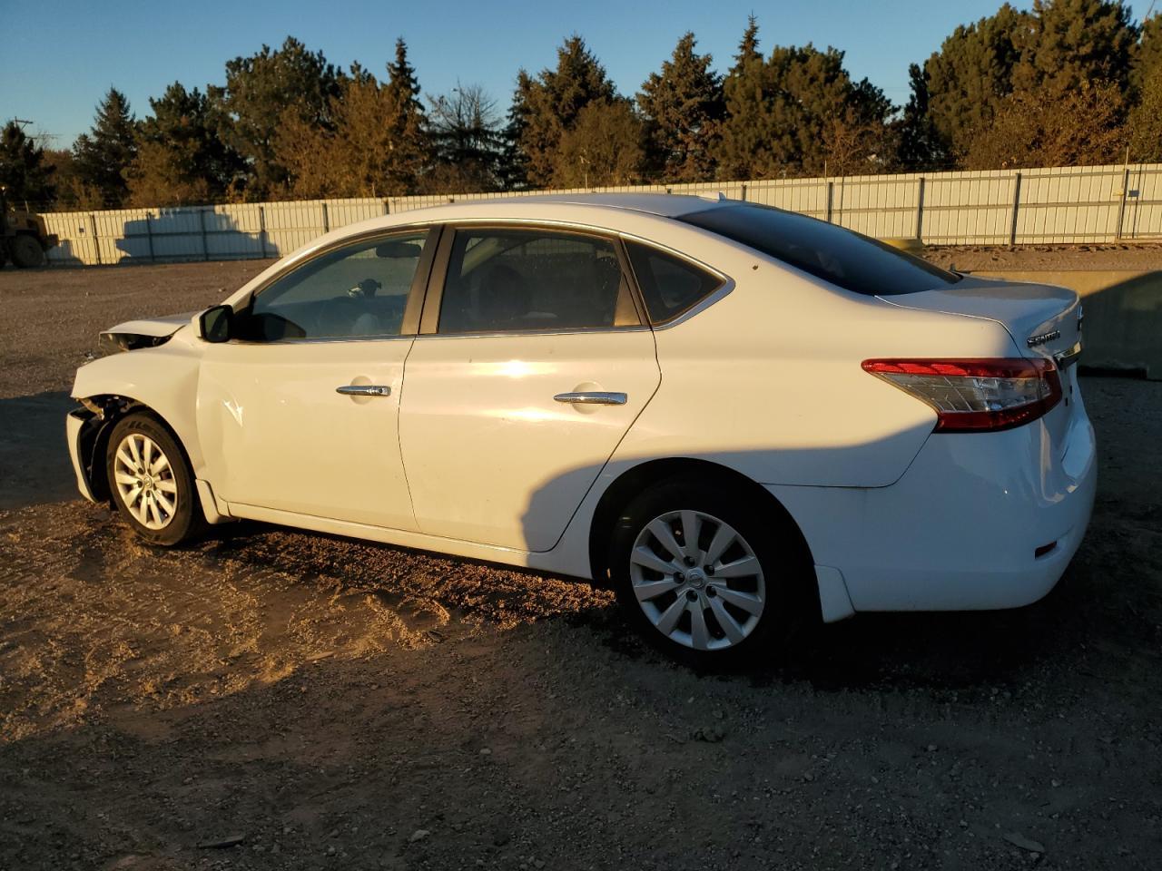 2015 Nissan Sentra - zdjęcie 2