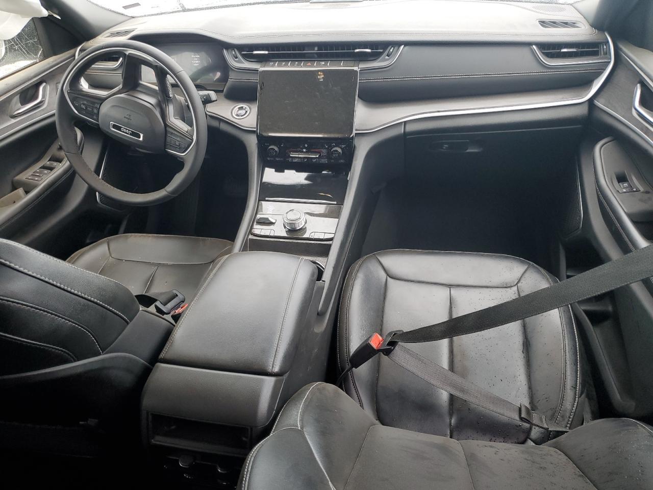 2024 Jeep Cherokee - zdjęcie 8