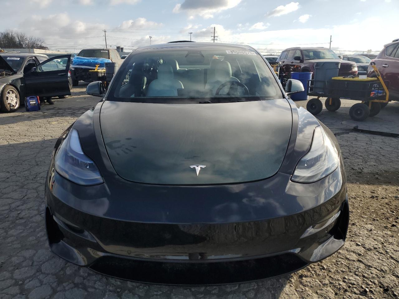 2020 Tesla Model 3 - zdjęcie 5