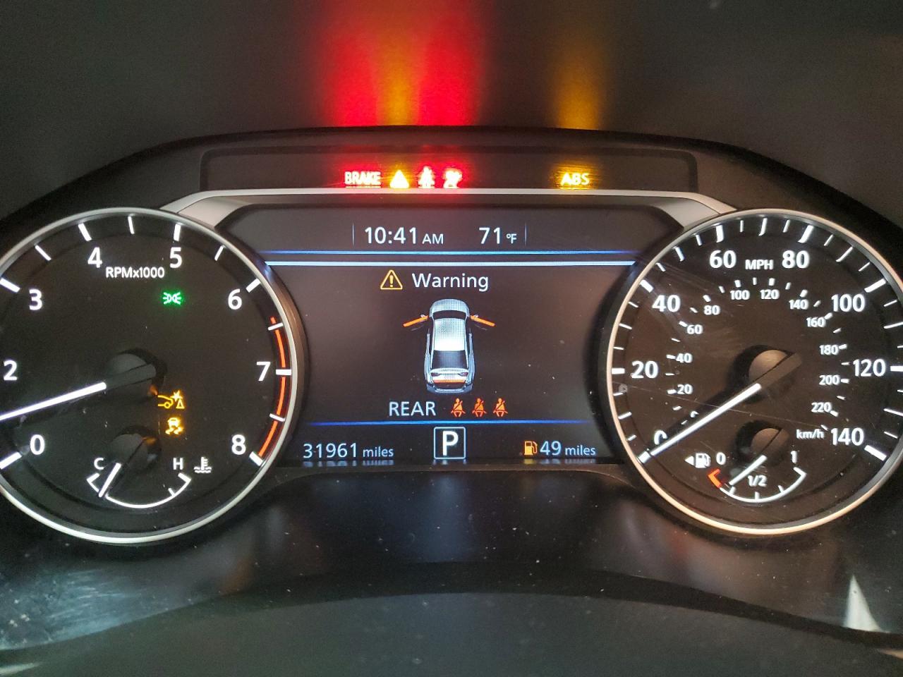 2024 Nissan Altima - zdjęcie 9