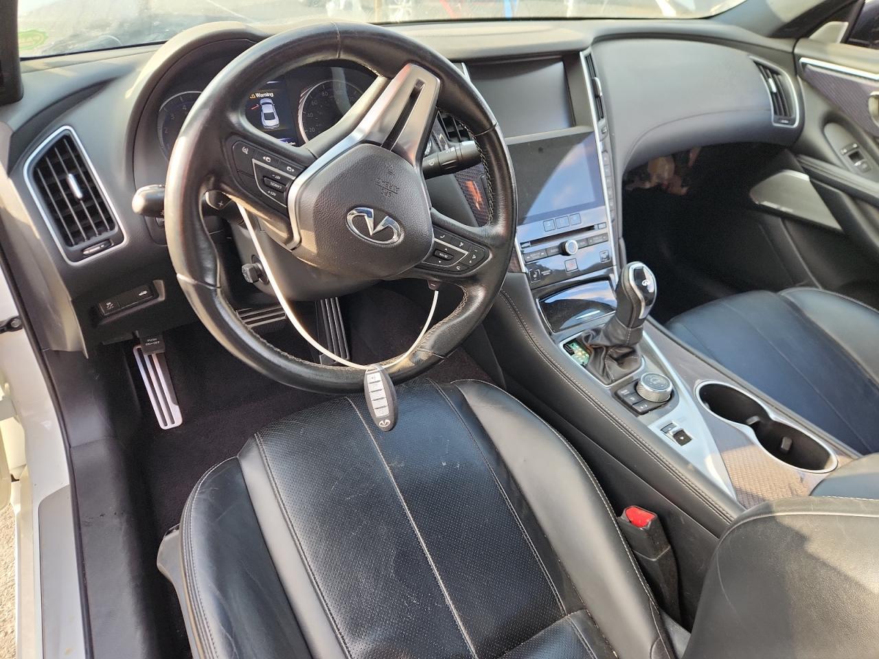 2019 Infiniti Q60 Red Sport 400 - zdjęcie 8