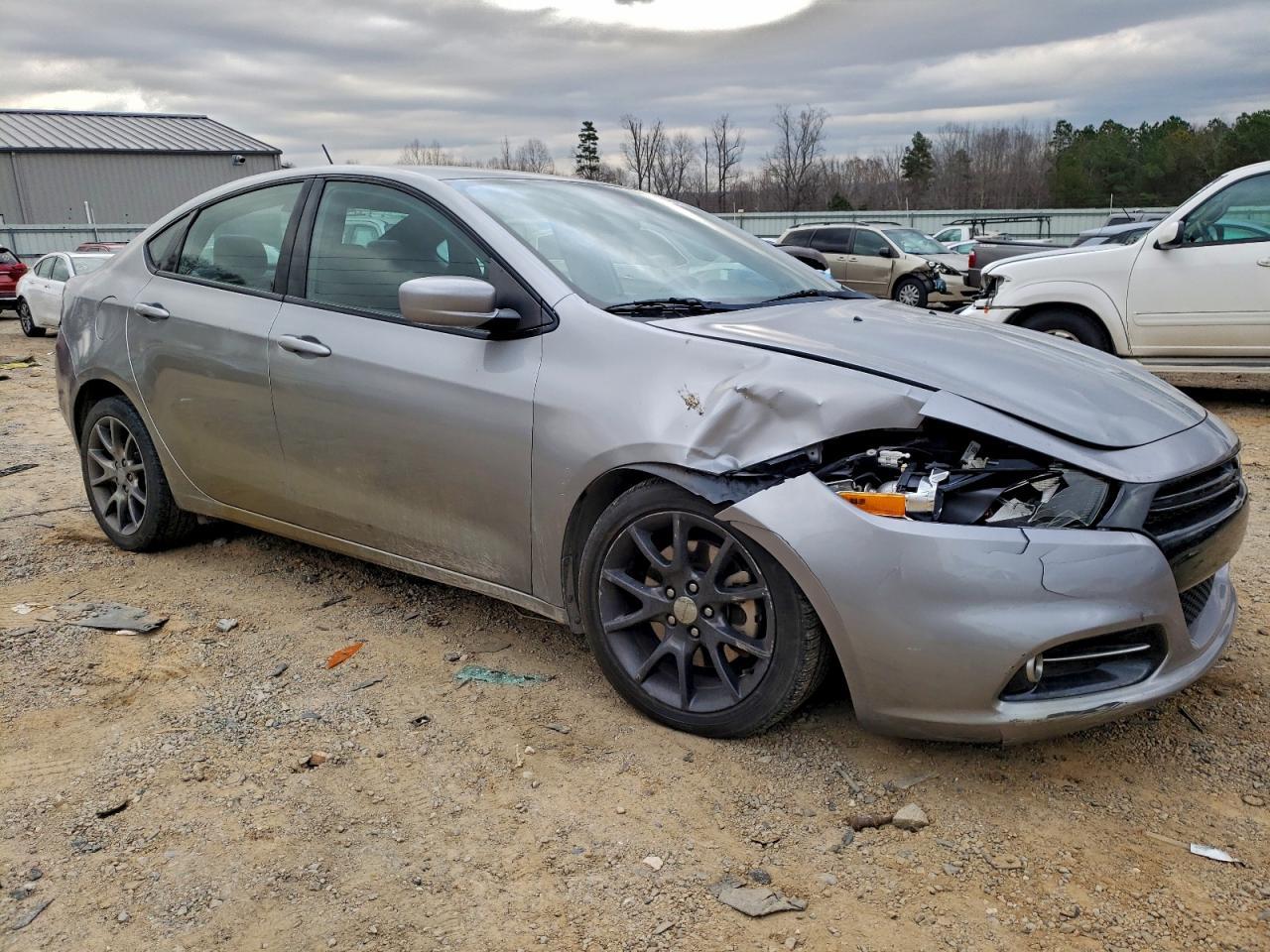 2015 Dodge Dart - zdjęcie 4