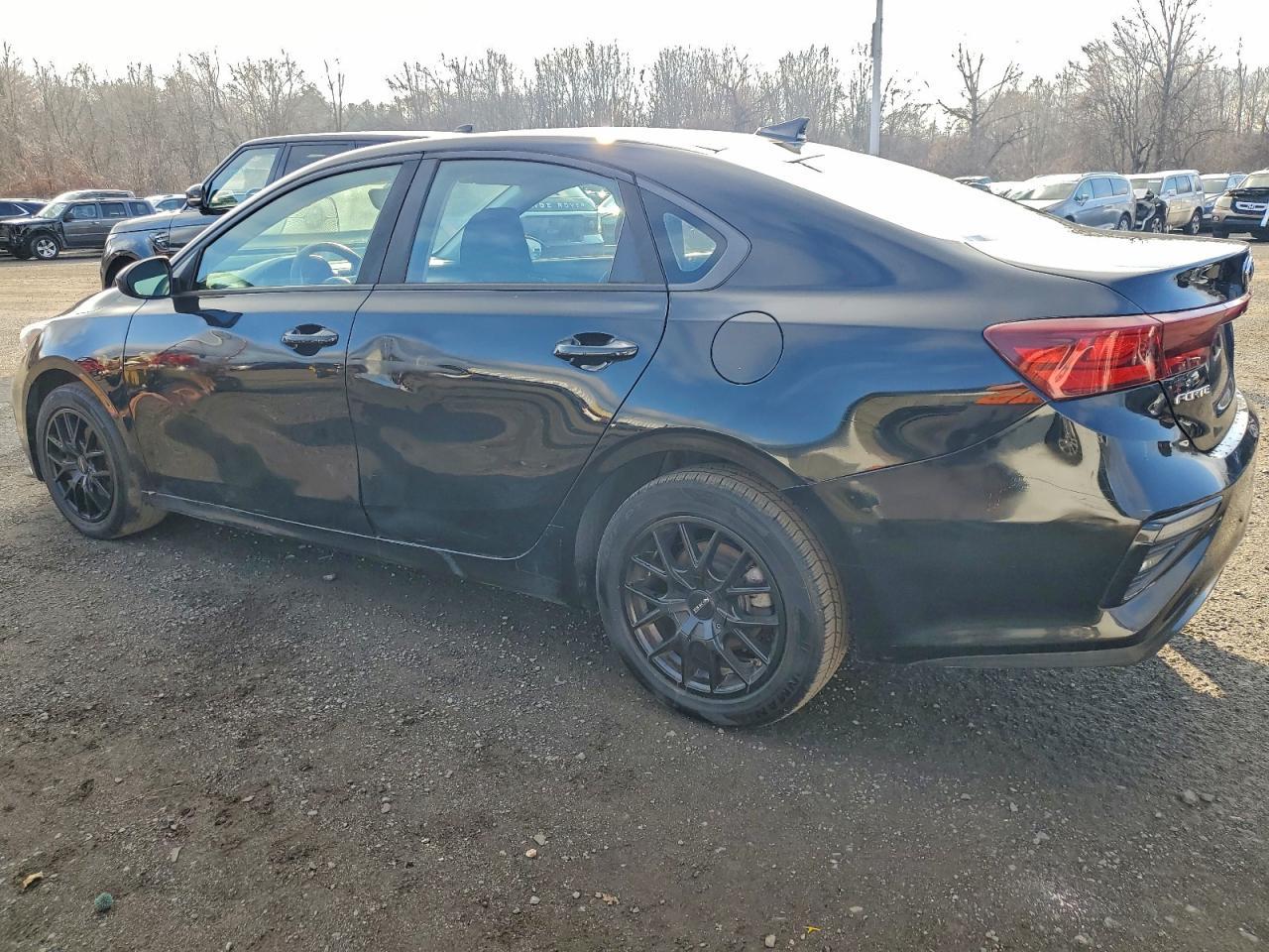 2019 Kia Forte - zdjęcie 2