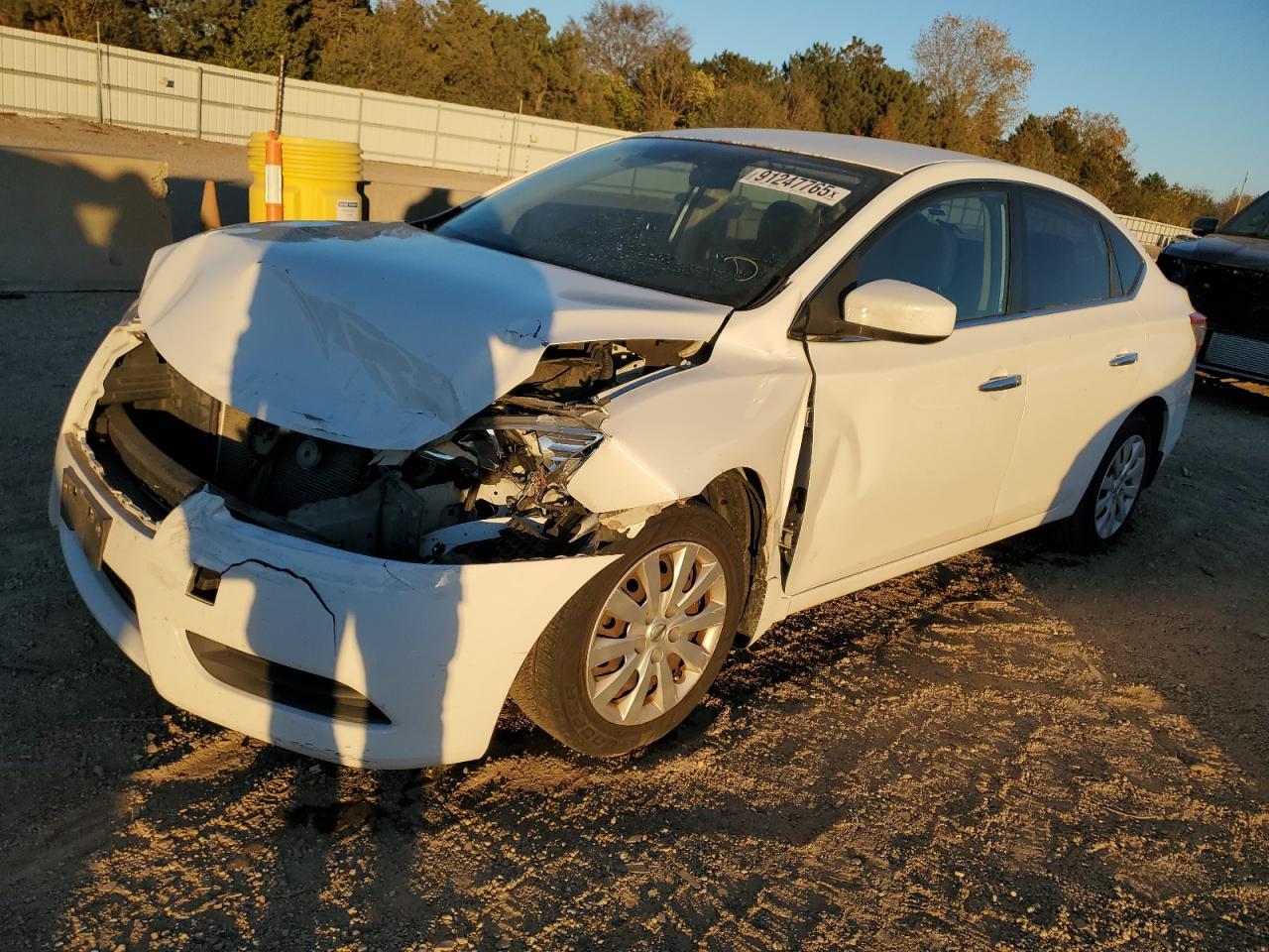 2015 Nissan Sentra - zdjęcie główne