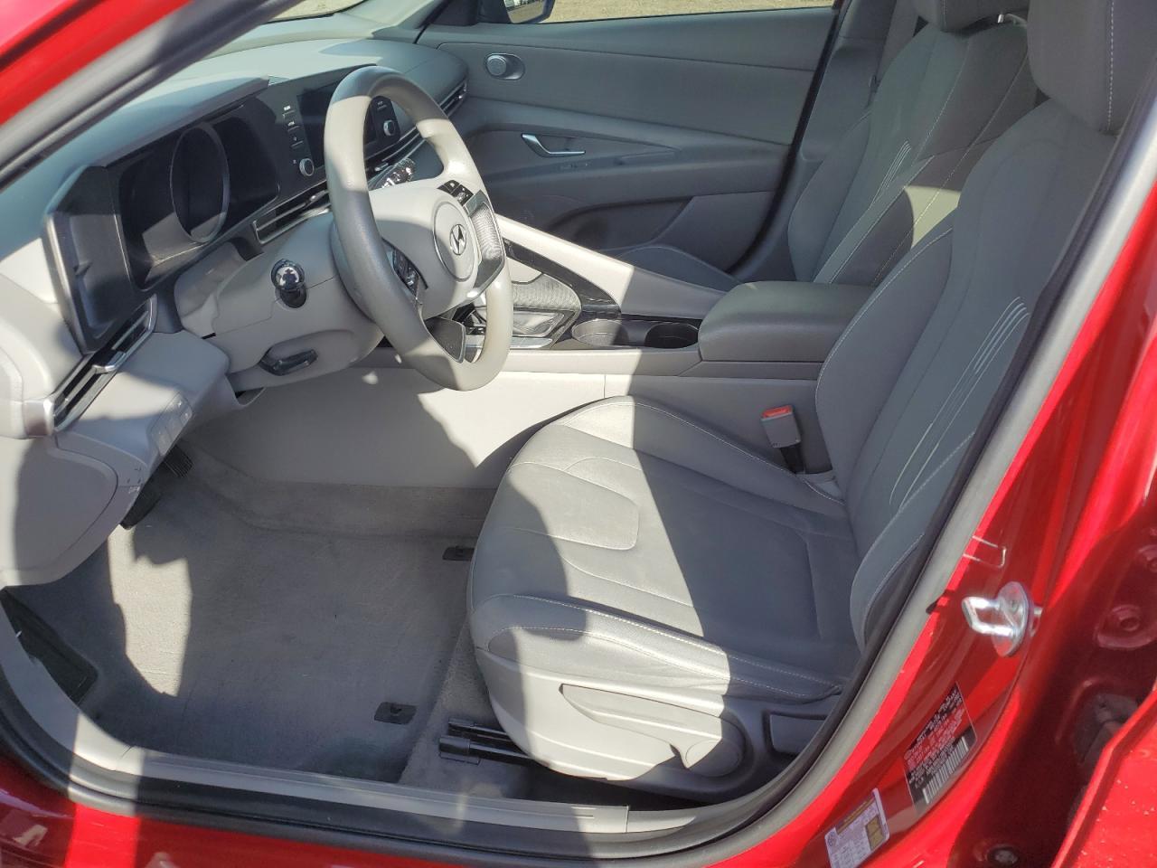 2021 Hyundai Elantra - zdjęcie 7