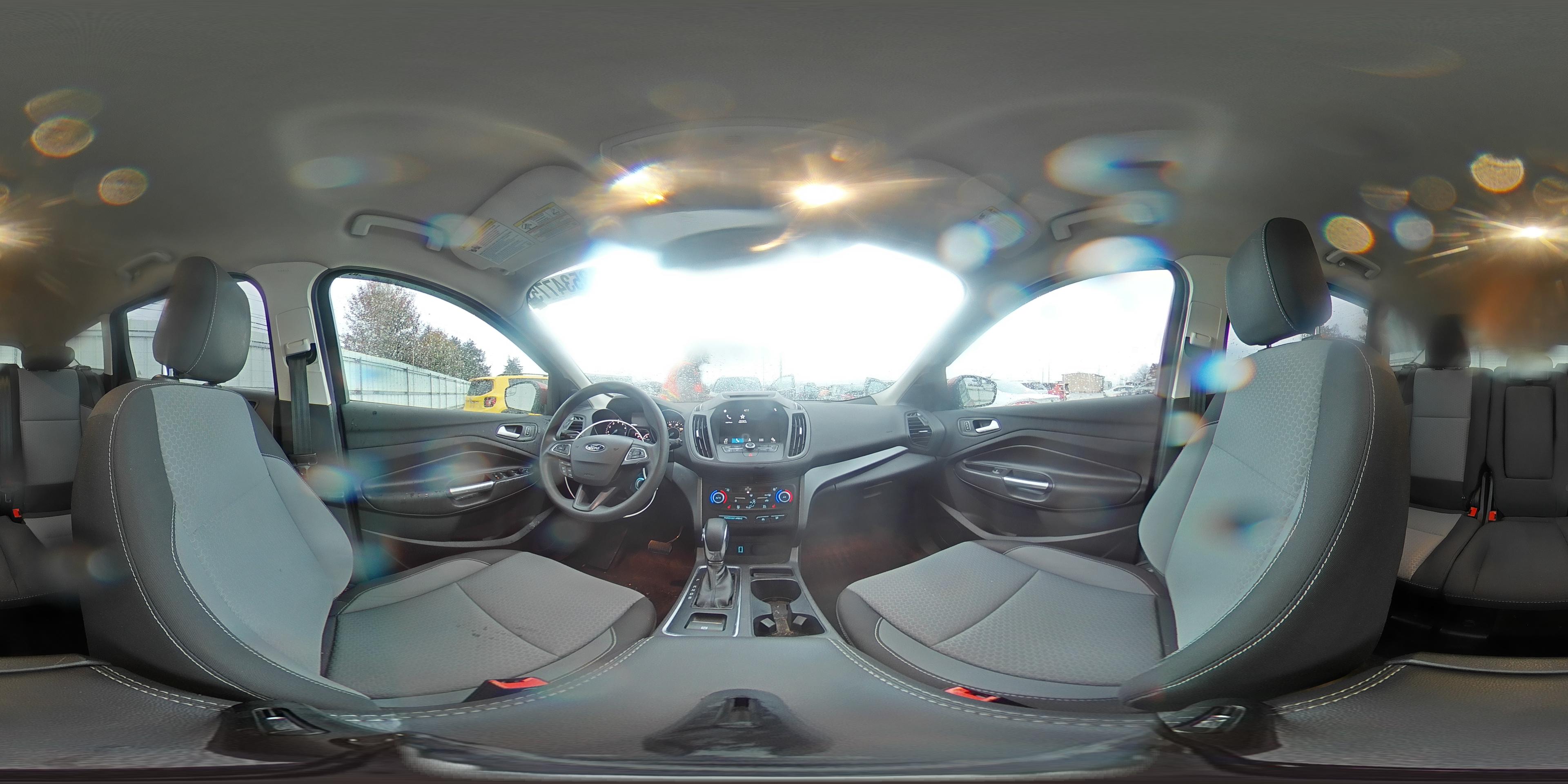 2018 Ford Escape - zdjęcie 15