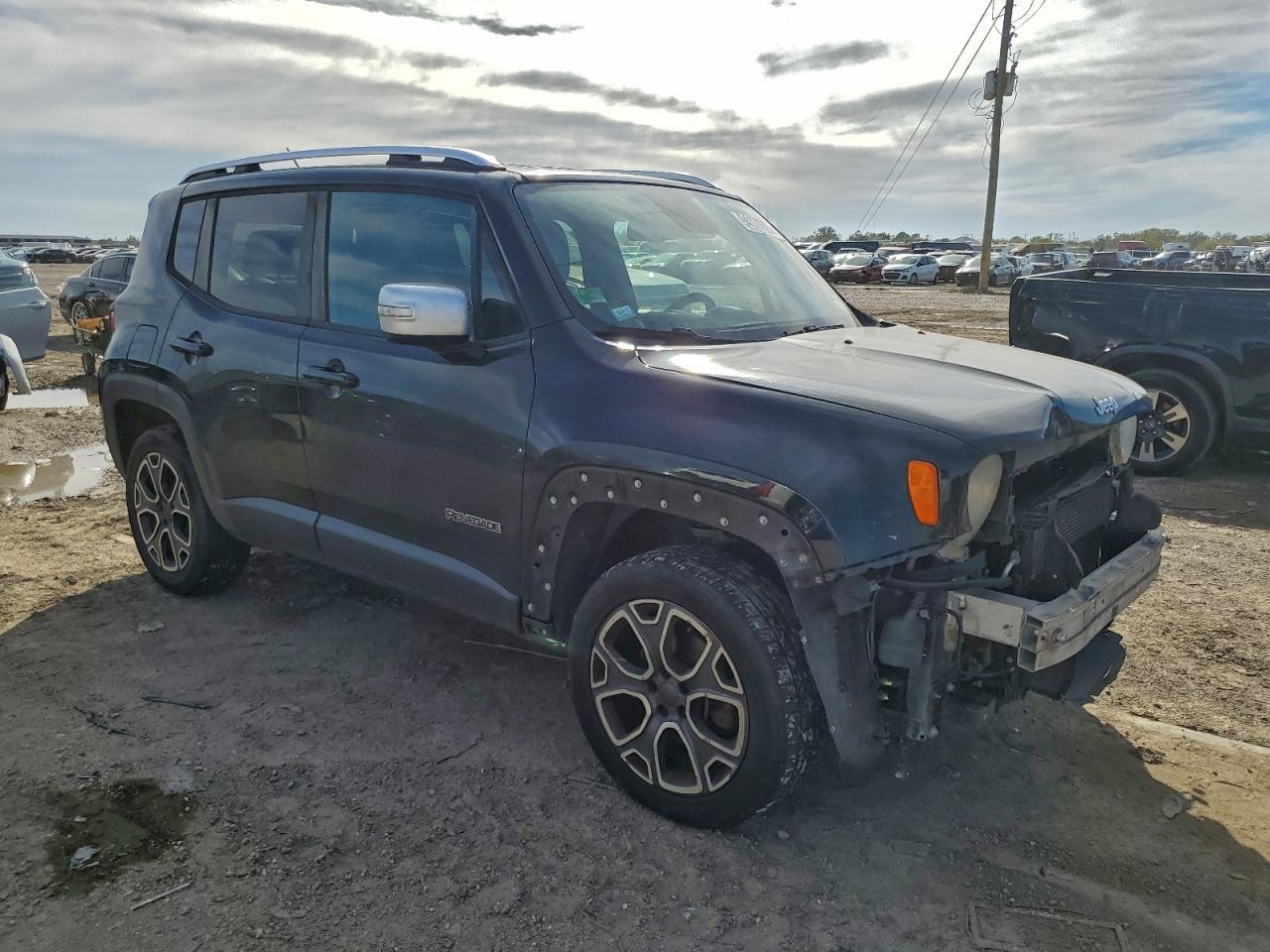 2015 Jeep Renegade - zdjęcie 4