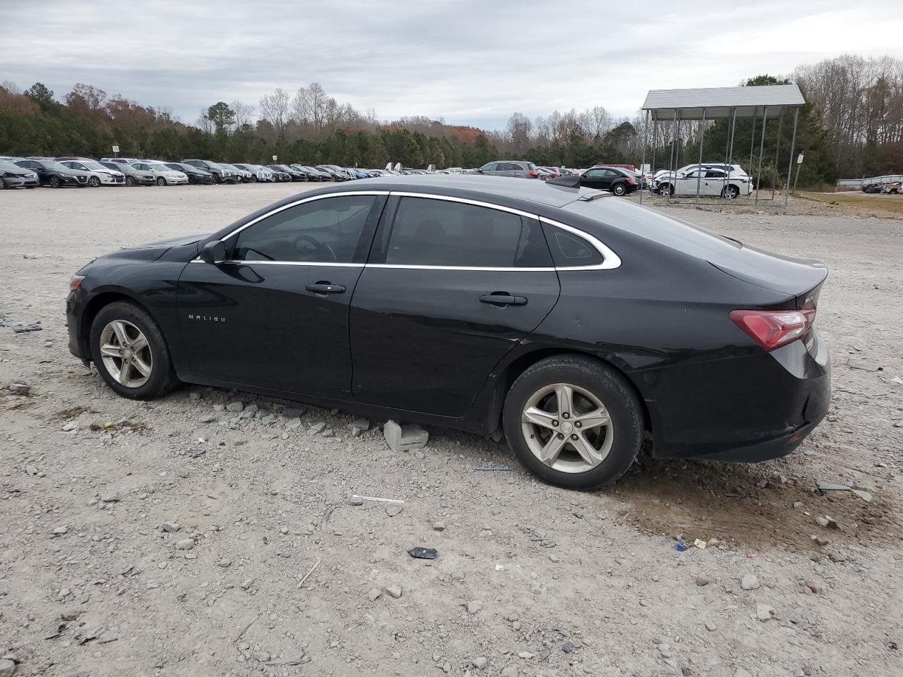 2020 Chevrolet Malibu Ls - zdjęcie 2