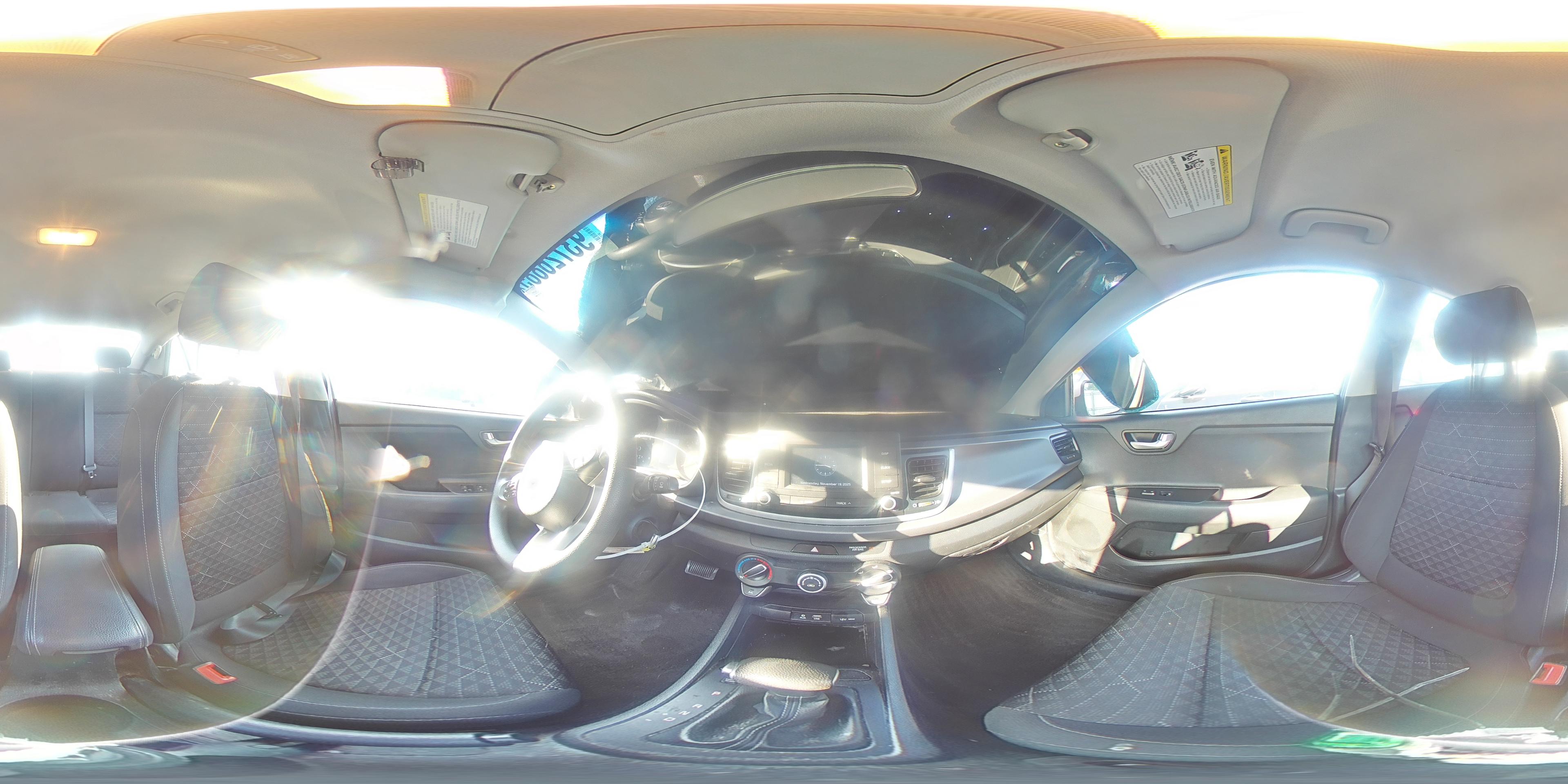 2018 Kia Rio - zdjęcie 14