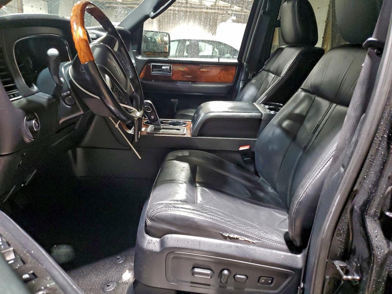 2016 Lincoln Navigator - zdjęcie 7