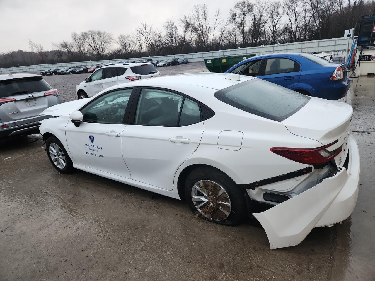 2025 Toyota Camry - zdjęcie 2